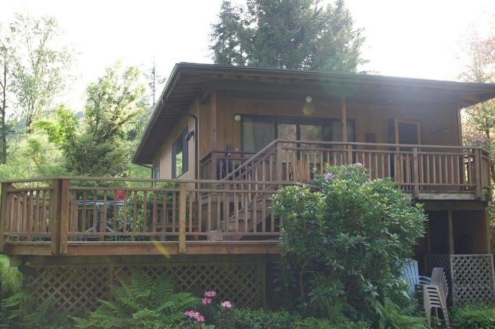 The Wayfarer Resort Vida Екстериор снимка